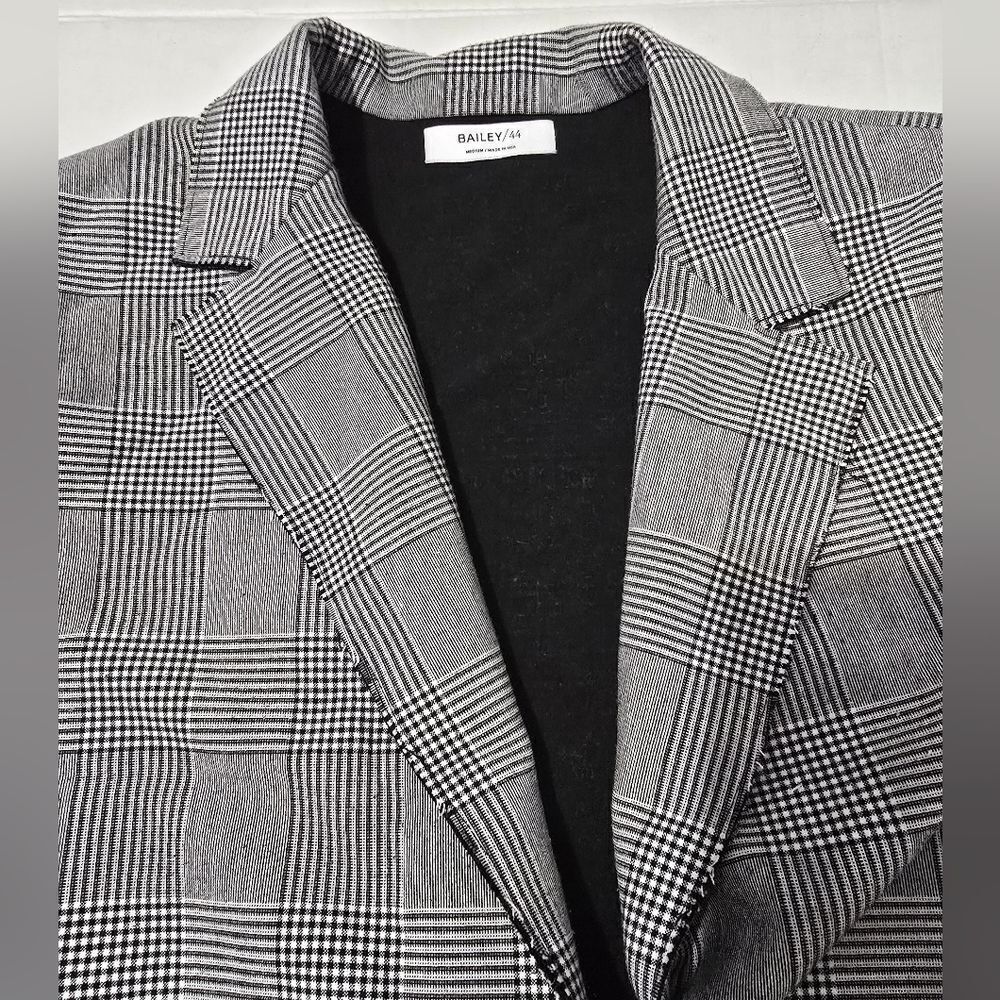 Bailey 44 Rough Around The Edges Plaid Boyfriend Blazer Size Medium - Picture 4 of 14